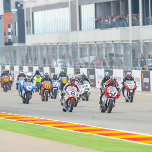 ProClassic, con sus emblemáticas motos de Superbikes, será carrera soporte en MotorLand