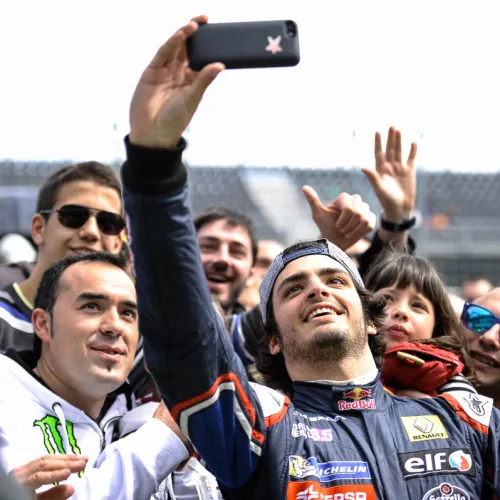 Los selfies más originales en MotorLand pueden tener premio durante las World Series