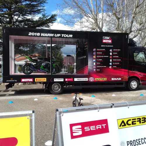 MotorLand calienta motores para las Superbikes con el Warm Up Tour, que visitará 9 ciudades