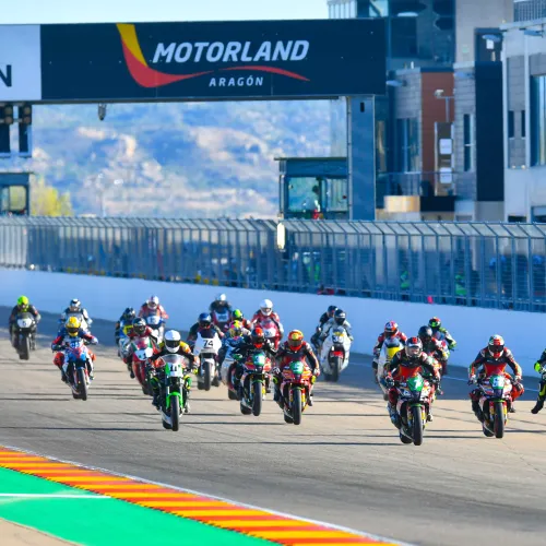 El aire competitivo del Campeonato Interautonómico de motociclismo ya se respira en Motorland Aragón