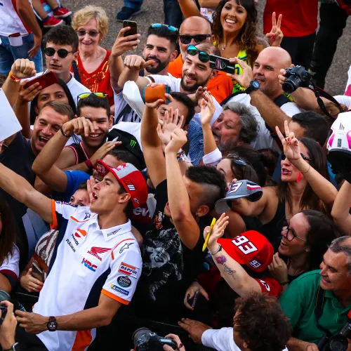 Regresa el Pit Lane Walk de MotoGP, una actividad abierta a todos los aficionados el jueves del Gran Premio GoPro de Aragón