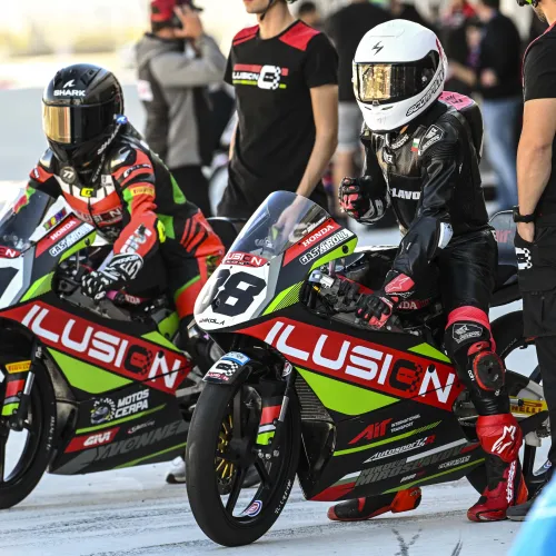 Los pilotos del FIM JuniorGP se ponen a prueba en MotorLand antes de un sábado de clasificaciones crucial